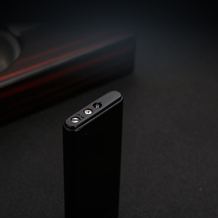 Applique Thin Red Flame Windproof Lighter